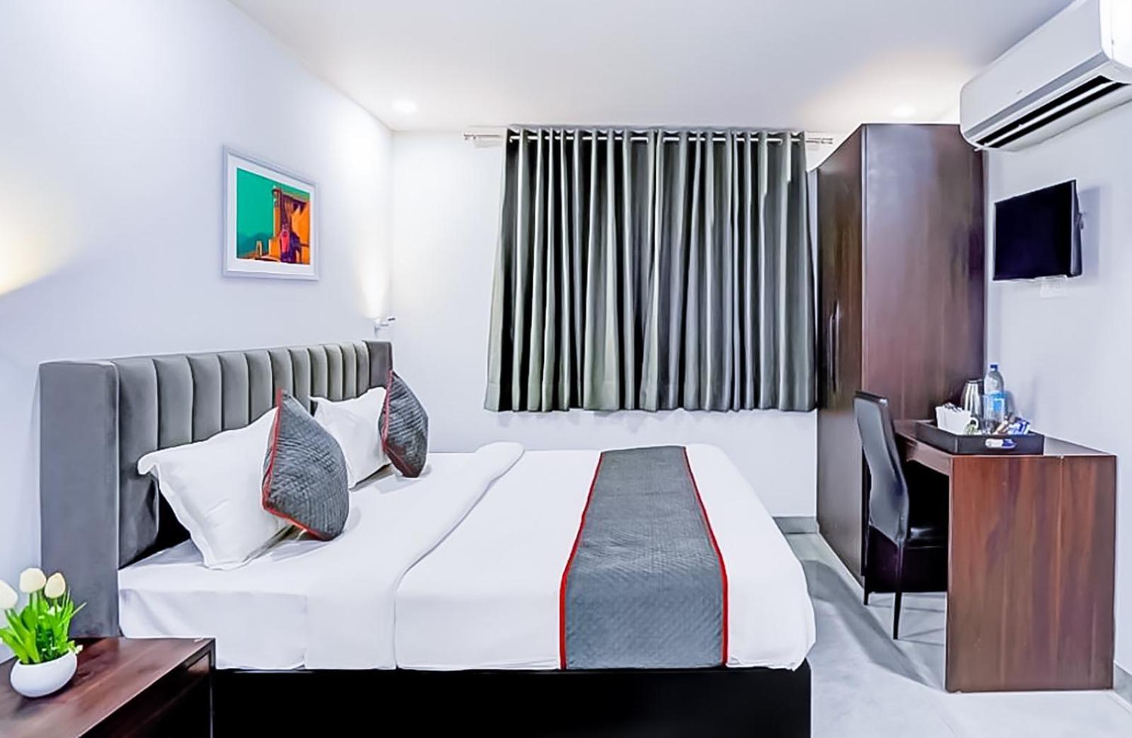 Family Rooms Inn - Shalimarbagh Nuova Delhi Esterno foto